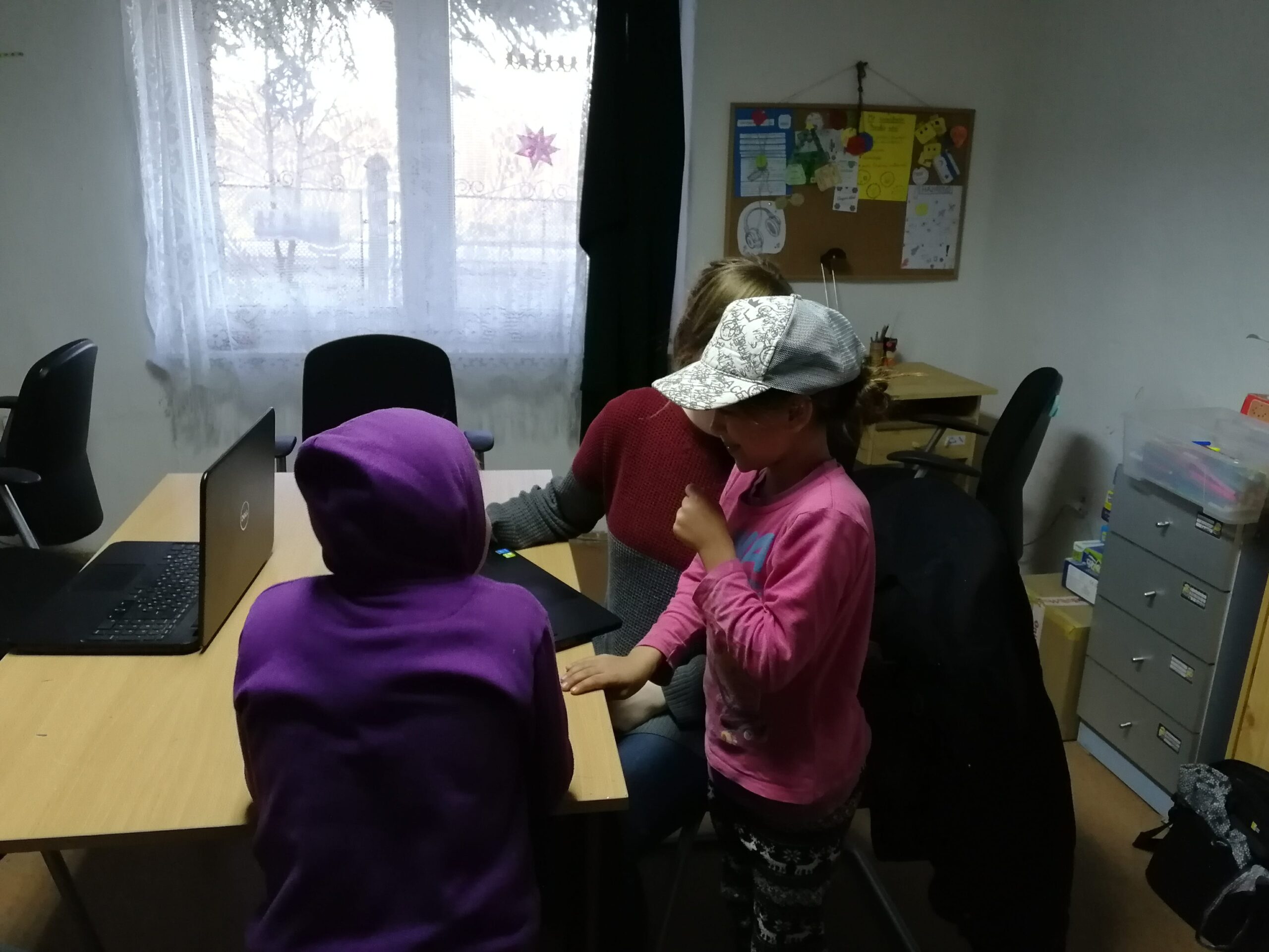 27399100_1781484455209840_2096526432_o